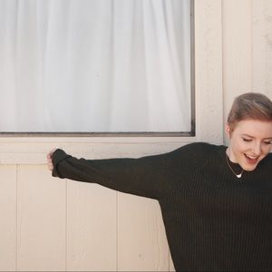 Meet your Posher, Mayah